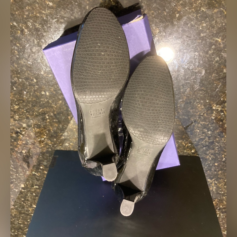 Stuart Weitzman Black Patent Pumps - 10.5 Like New - Picture 9 of 12